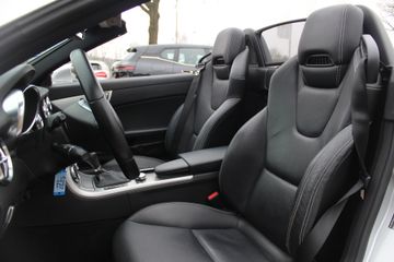 Voertuigafbeelding 3