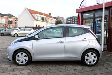 Voertuigafbeelding 3