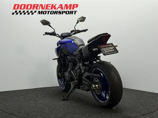 Voertuigafbeelding 11