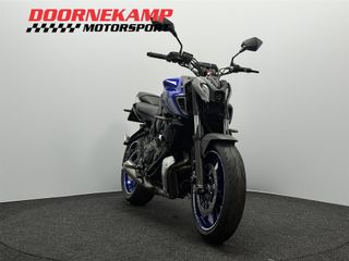 Voertuigafbeelding 3