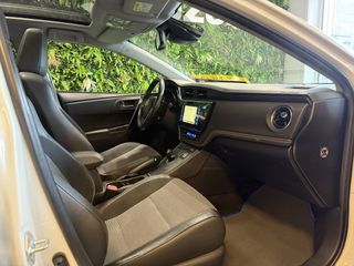 Voertuigafbeelding 12