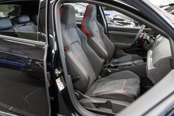 Voertuigafbeelding 13