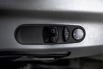 Voertuigafbeelding 23