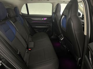 Voertuigafbeelding 37