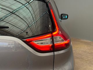 Voertuigafbeelding 11