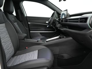 Voertuigafbeelding 3