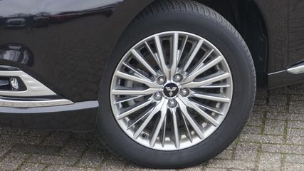 Voertuigafbeelding 6