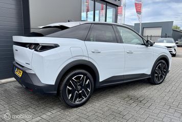 Voertuigafbeelding 6