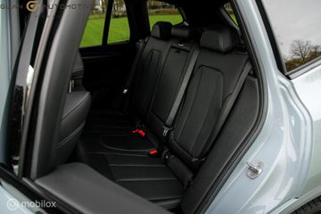 Voertuigafbeelding 35