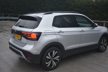 Voertuigafbeelding 2