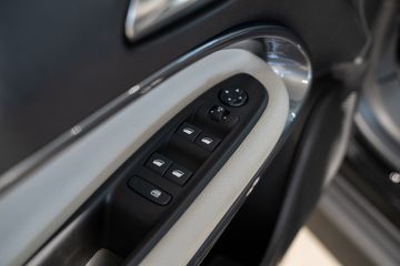 Voertuigafbeelding 16