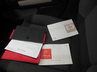 Voertuigafbeelding 12