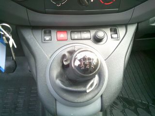 Voertuigafbeelding 11