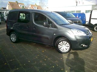 Voertuigafbeelding 3