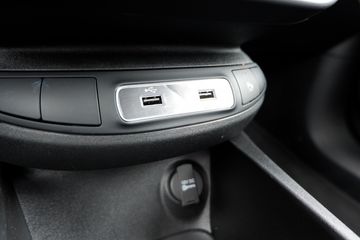 Voertuigafbeelding 24