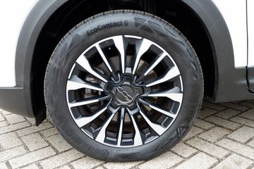 Voertuigafbeelding 5