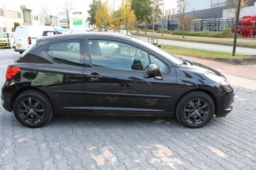 Voertuigafbeelding 4