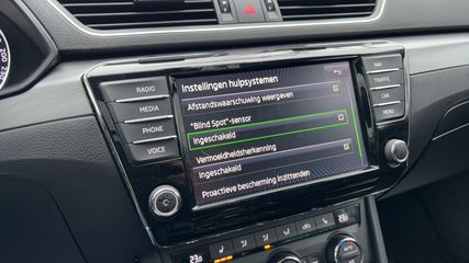 Voertuigafbeelding 12