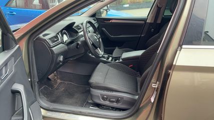 Voertuigafbeelding 4