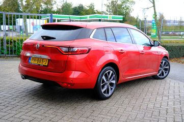 Voertuigafbeelding 2