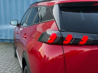 Voertuigafbeelding 14