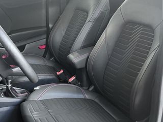 Voertuigafbeelding 14