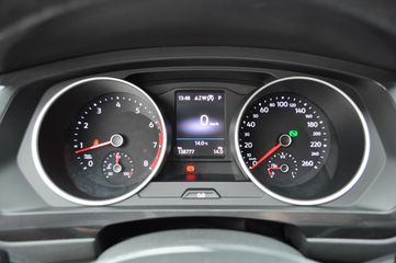 Voertuigafbeelding 8