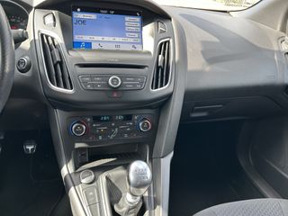 Voertuigafbeelding 16