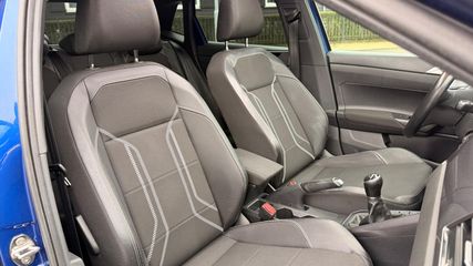 Voertuigafbeelding 16