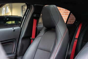 Voertuigafbeelding 8