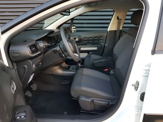 Voertuigafbeelding 13