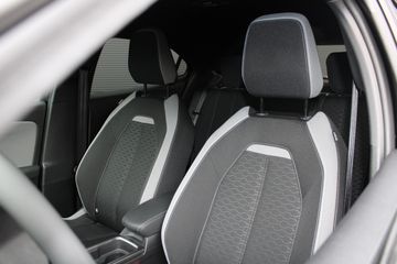 Voertuigafbeelding 7