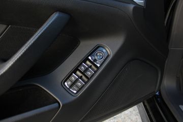 Voertuigafbeelding 42