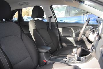 Voertuigafbeelding 8