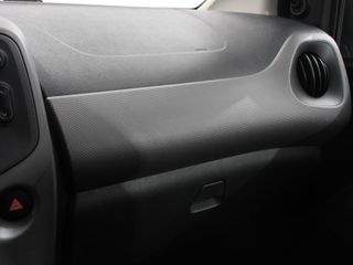 Voertuigafbeelding 21