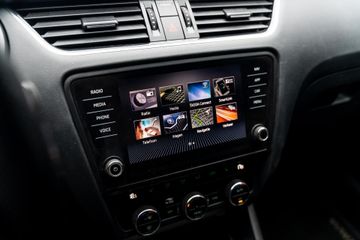 Voertuigafbeelding 7