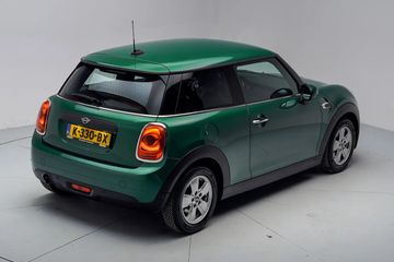 Voertuigafbeelding 12