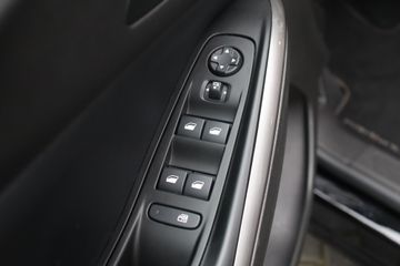 Voertuigafbeelding 16