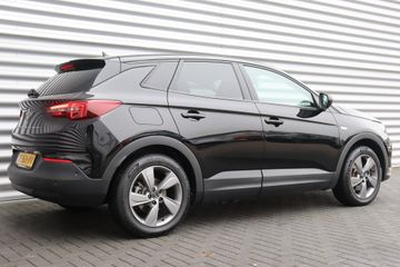 Voertuigafbeelding 6