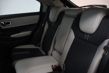 Voertuigafbeelding 4