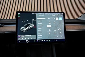 Voertuigafbeelding 4