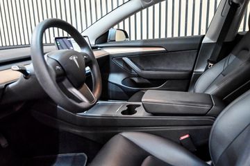 Voertuigafbeelding 5