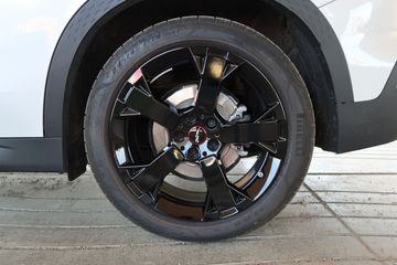 Voertuigafbeelding 14