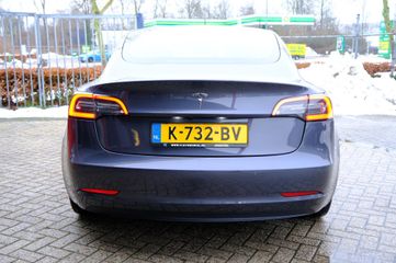 Voertuigafbeelding 7