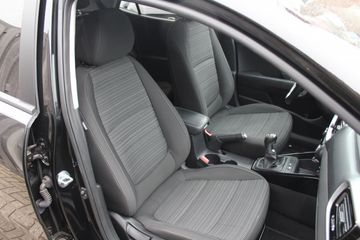 Voertuigafbeelding 12