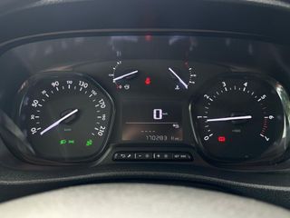 Voertuigafbeelding 16