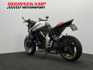 Voertuigafbeelding 10