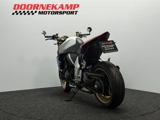 Voertuigafbeelding 11