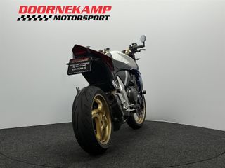 Voertuigafbeelding 13