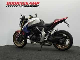 Voertuigafbeelding 9